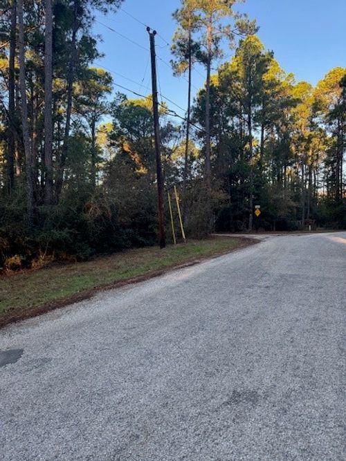 103 Lake Point Way, Bastrop, TX, 78602-5722 | Card Image