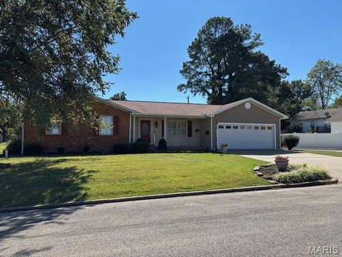 909 Saddle Spur Rd, Dexter, MO, 63841-1843 | Card Image