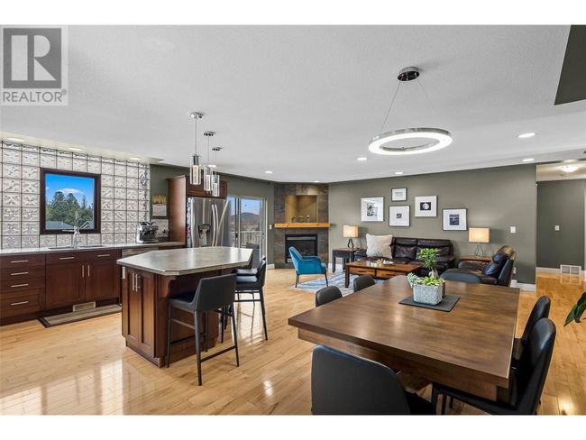 2022 Hugh Allan Dr, House other with 6 bedrooms, 3 bathrooms and 6 parking in Kamloops BC | Image 5