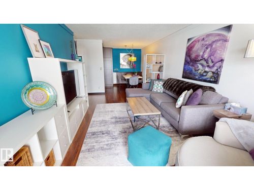 10511 19 Ave Nw, Edmonton, AB, T6J5S8 | Card Image