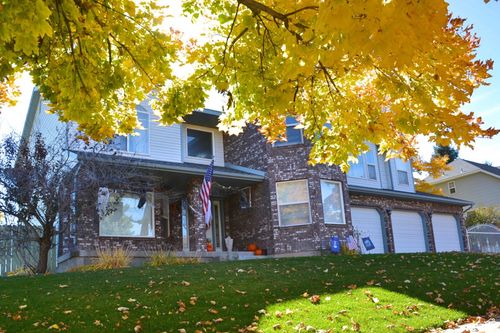 1605 Foxmore St, Pocatello, ID, 83204-4677 | Card Image