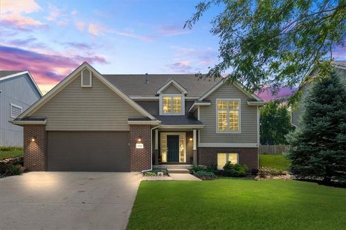 1114 Kanza Dr, Lawrence, KS, 66049-5010 | Card Image