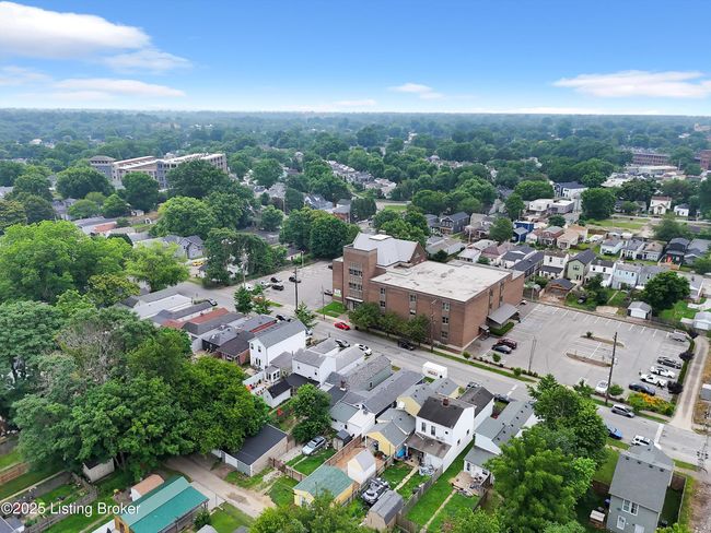 923 Mary St, House other with 3 bedrooms, 1 bathrooms and null parking in Louisville KY | Image 48