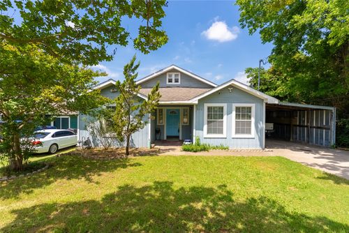 410 N Texas St, Celina, TX, 75009-6261 | Card Image
