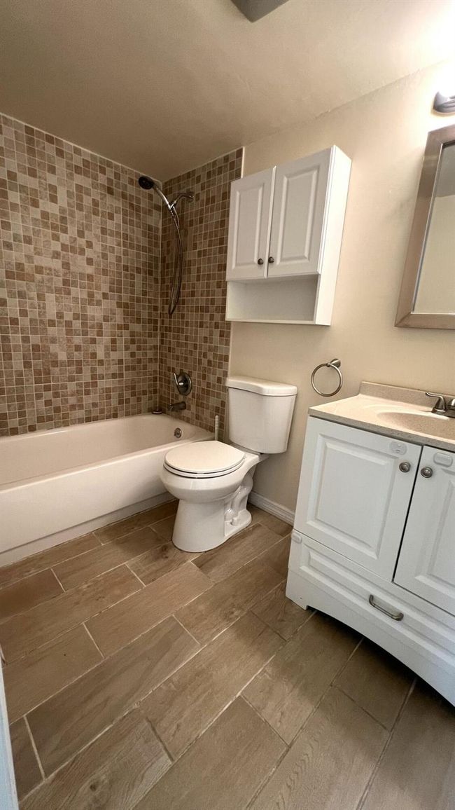 APT-208 - 4345 Trevi Ct, Condo with 2 bedrooms, 2 bathrooms and null parking in Lake Worth FL | Image 16