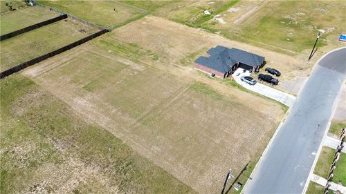 23217 Vista Dr, Monte Alto, TX, 78538-2176 | Card Image