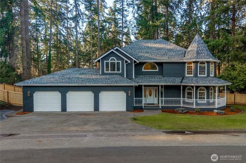 11215 Madera Cir Sw, Lakewood, WA, 98499-1498 | Card Image