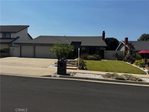 312 Rainier Cir, Placentia, CA, 92870-1427 | Card Image
