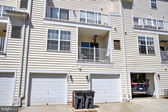 42252 Black Rock Ter, Townhouse with 2 bedrooms, 3 bathrooms and null parking in ALDIE VA | Image 27
