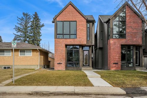 5018 21a St Sw, Calgary, AB, T2T5C3 | Card Image