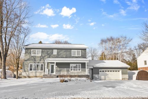 15 Manchester St, Stittsville, ON, K2S0R8 | Card Image