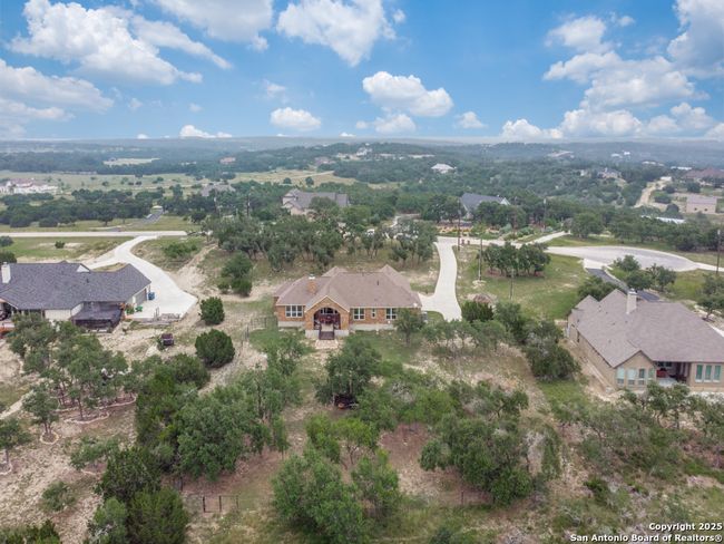 332 Bosque Rdg, House other with 3 bedrooms, 3 bathrooms and null parking in Spring Branch TX | Image 40