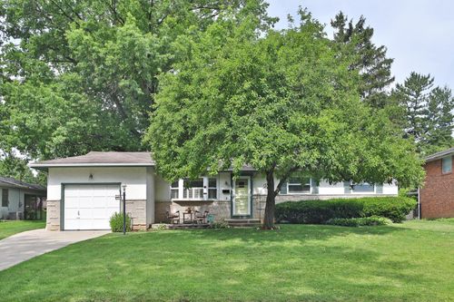 3585 Delamere Ave, Columbus, OH, 43220-5016 | Card Image