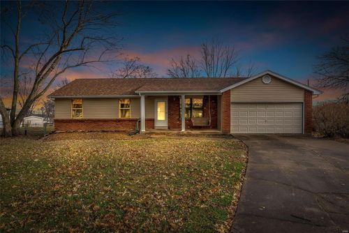 6 Oak Circle, Unincorporated, MO, 63366 | Card Image