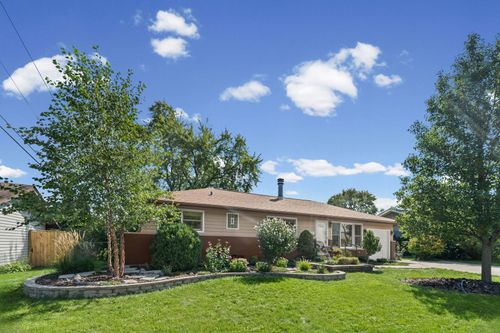 545 Newark Ln, Hoffman Estates, IL, 60169-3147 | Card Image
