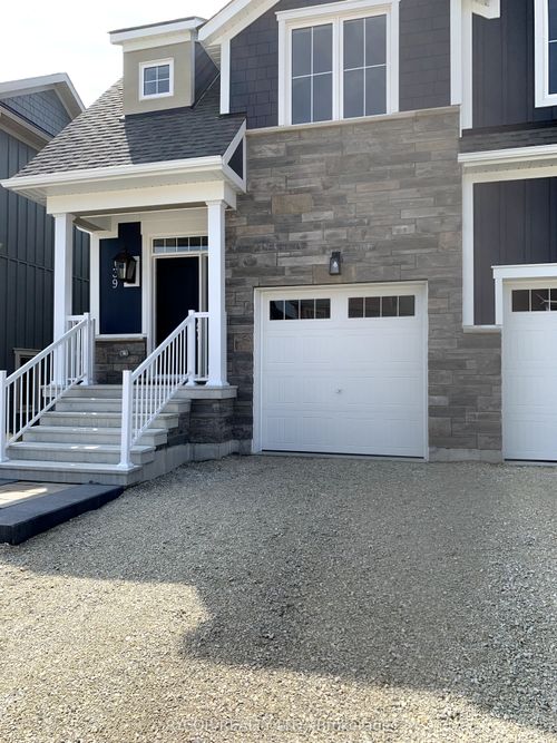 139 Courtland St, The Blue Mountains, ON, L9Y5L8 | Card Image