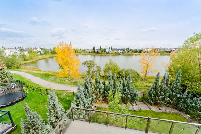 140 West Creek Glen, Home with 3 bedrooms, 2 bathrooms and 3 parking in Chestermere AB | Image 38