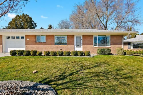 404 N 39th Ave, Yakima, WA, 98902-1516 | Card Image