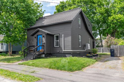 53 Linden St, Bangor, ME, 04401-3441 | Card Image