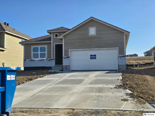 16105 Isabella Street, Bennington, NE, 68007 | Card Image