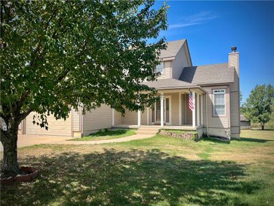 910 Hemlock Street, House other with 4 bedrooms, 2 bathrooms and null parking in Paola KS | Image 3