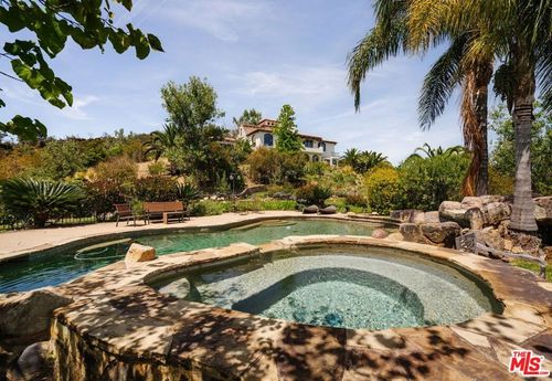 2656 Vista Del Mar Rd, Topanga, CA, 90290-3367 | Card Image
