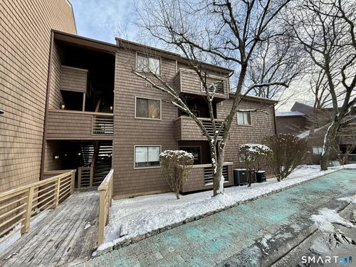 20b2-166 Old Brookfield Rd, Danbury, CT, 06811-4048 | Card Image