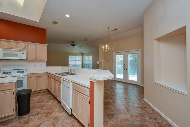 16902 Valley Palms Dr, House other with 4 bedrooms, 2 bathrooms and 2 parking in Spring TX | Image 14