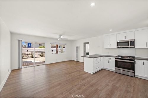 c-322 W Avenida Palizada, San Clemente, CA, 92672 | Card Image