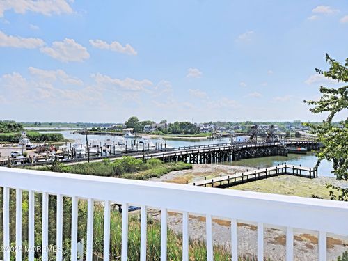 149 Glimmer Glass Cir, Manasquan, NJ, 08736-3928 | Card Image