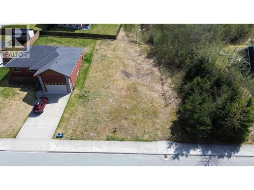 123 Wakita Ave, Kitimat, BC, V8C2S2 | Card Image