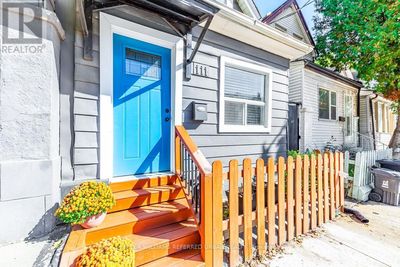 111 Jones Ave, House other with 2 bedrooms, 1 bathrooms and null parking in Toronto ON | Image 3