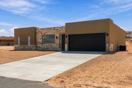 60-112 Schoppman Ln, Page, AZ, 86040-1370 | Card Image