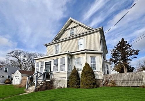 603 Temple St, Whitman, MA, 02382-1035 | Card Image