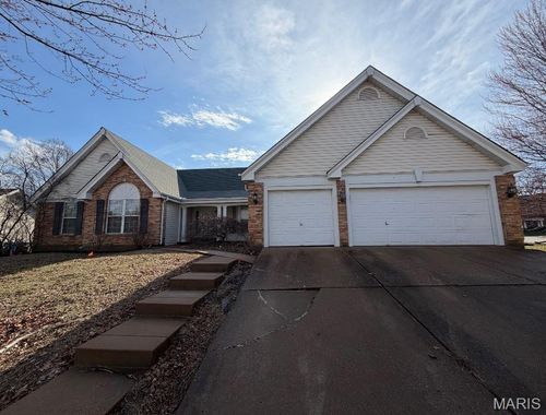 12948 Broadridge Lane, Florissant, MO, 63033 | Card Image
