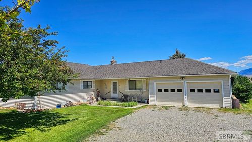 42 Sleeping Beauty Dr, Salmon, ID, 83467-5239 | Card Image