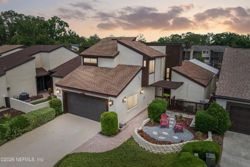 9241 Winged Foot Ln, Jacksonville, FL, 32256-7722 | Card Image