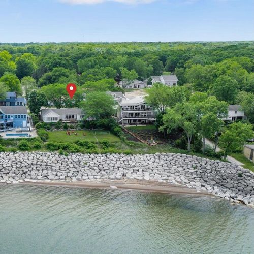 1414 Shore Dr, New Buffalo, MI, 49117-1013 | Card Image