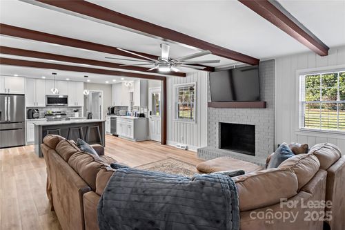 6732 Rollingwood Dr, Clemmons, NC, 27012-8494 | Card Image