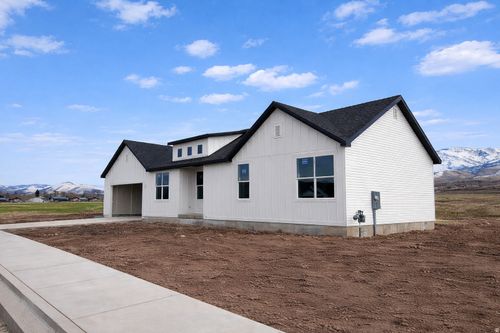 483 S 30 E, Franklin, ID, 83237-1001 | Card Image