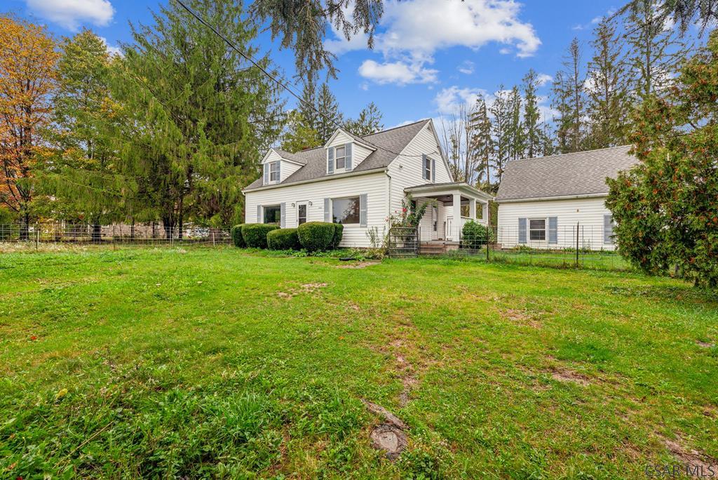 Clear Shade Dr, Windber, PA 15963