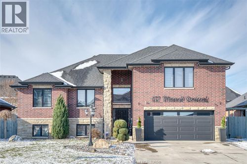 {{alt}} | Card Image