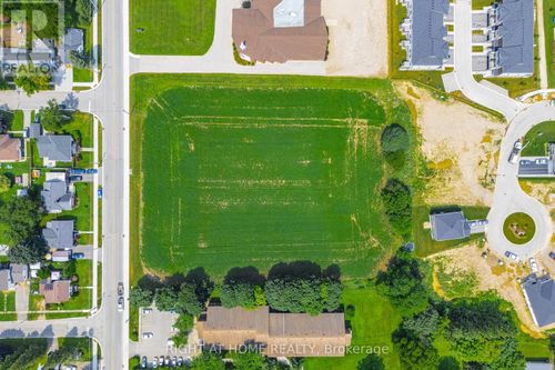 20 Part Lot Con 1, Minto, ON, N0G2P0 | Card Image