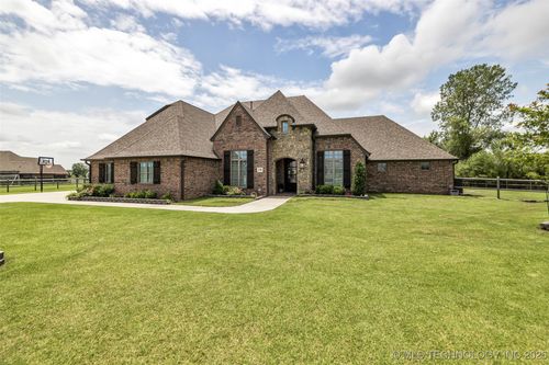 6108 E 95th St N, Sperry, OK, 74073-4061 | Card Image