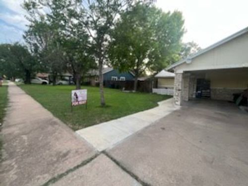 b-6208 Buffalo Pass, Austin, TX, 78745-4357 | Card Image