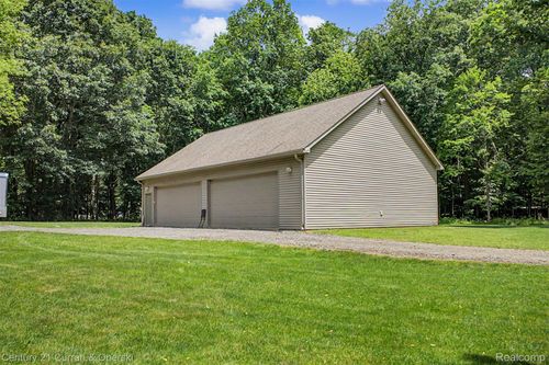11343 Philway Ct, Brighton, MI, 48114-9498 | Card Image