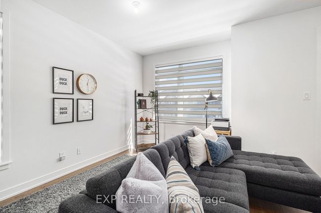 562 Tahoe Hts, House attached with 2 bedrooms, 3 bathrooms and 2 parking in Gloucester ON | Image 9
