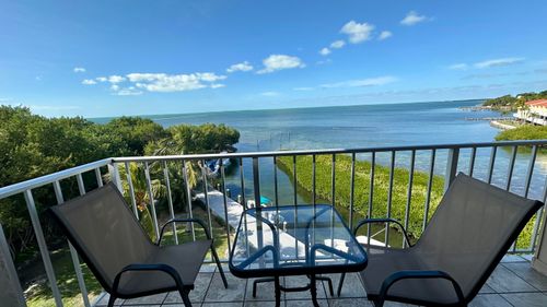 apt-422-88500 Overseas Hwy, Tavernier, FL, 33070-2078 | Card Image