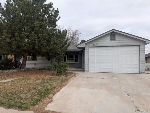 8225 W 19th Ave, Lakewood, CO, 80214 | Card Image