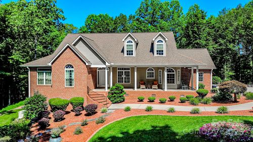 133 Sassafrass Hill Dr, Rutherfordton, NC, 28139-6626 | Card Image